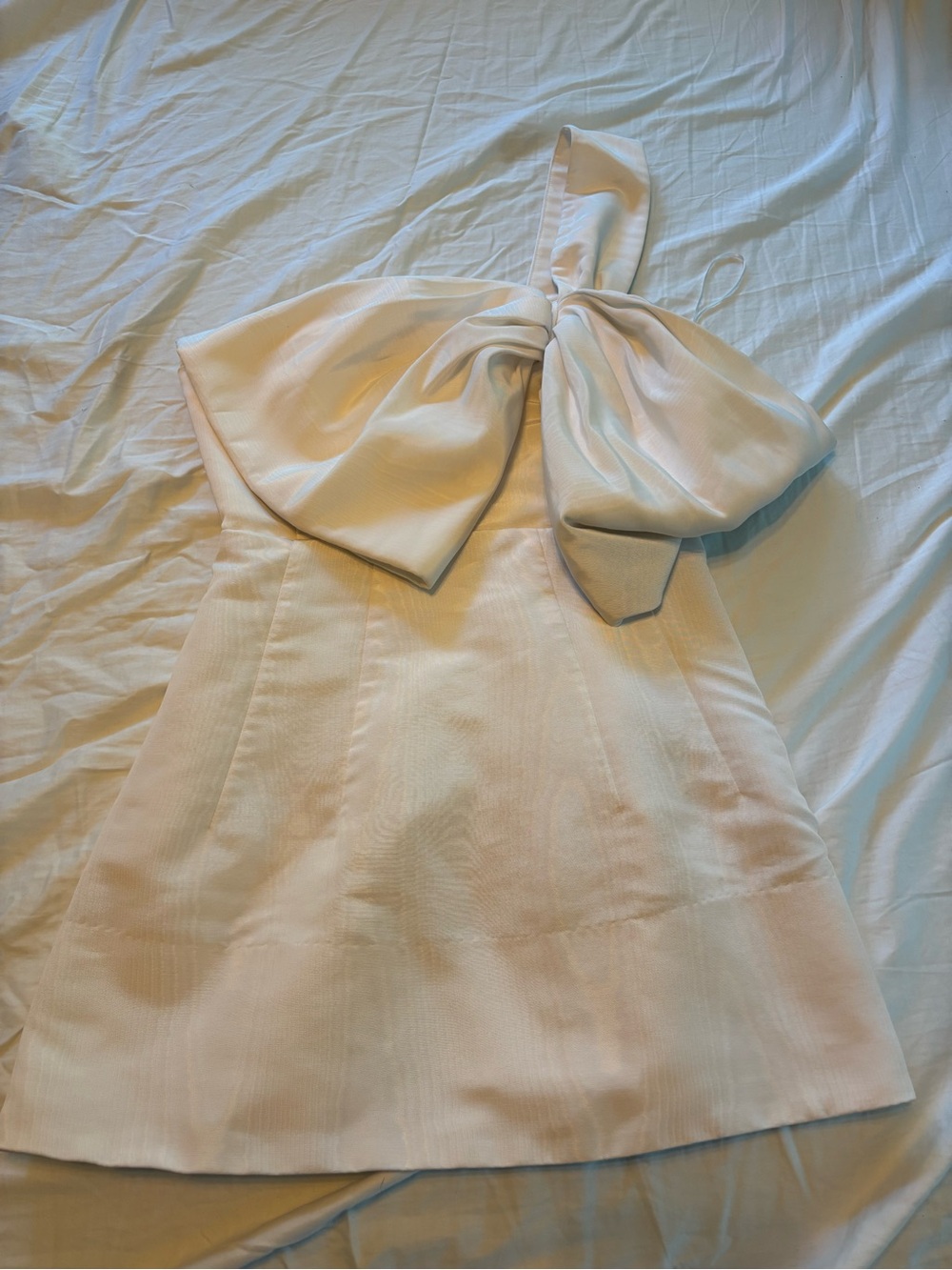 Bardot Cream One-Shoulder Dress with Statement Bow